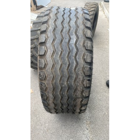 16.0/70-20 IMP BKT PNEUMATICI NUOVI IMPLEMENT DOT VECCHIO
